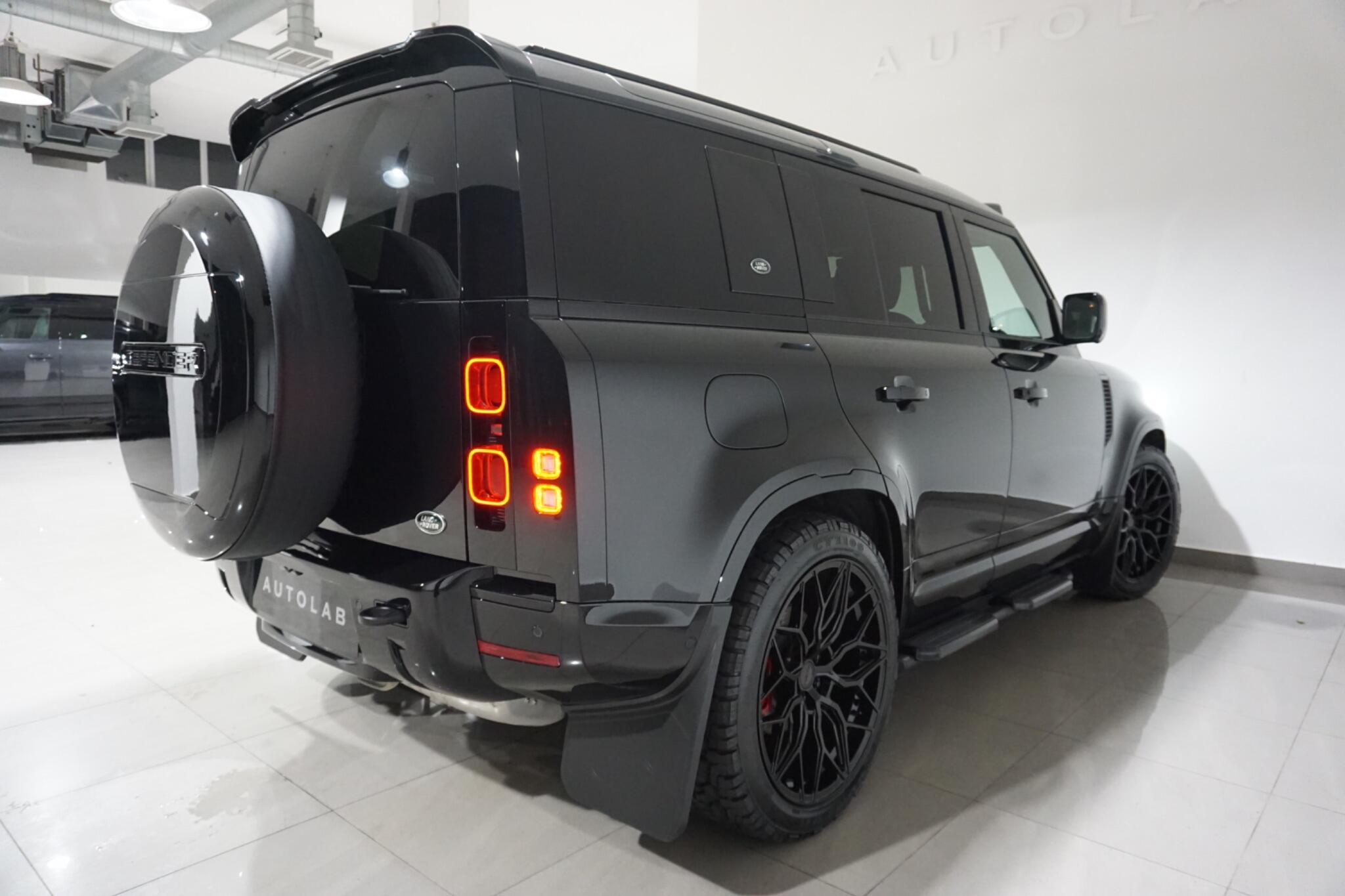 Land Rover Defender 110 3.0 D250 MHEV X-Dynamic HSE SUV 5dr Diesel Auto 4WD Euro 6 (s/s) (250 ps)
